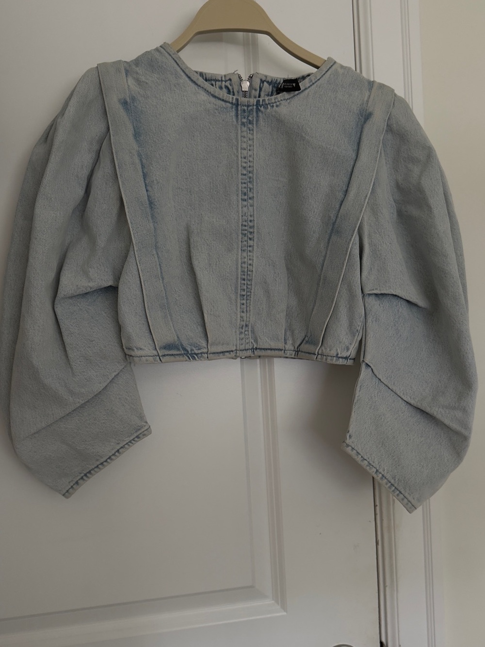 Zara Light Blue Denim Puff-Sleeve Cropped Top